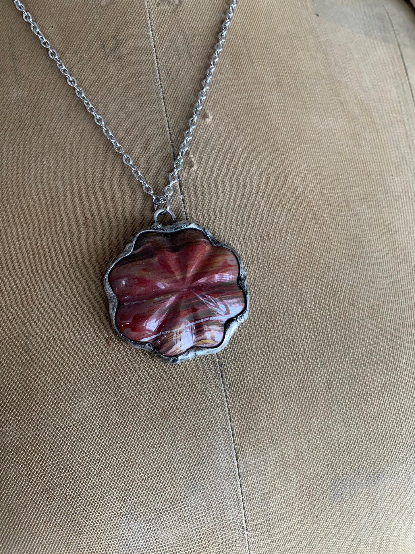 daisy - Petrified Wood flower necklace